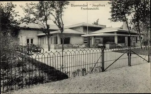 Ak Bloemendaal Nordholland Niederlande, Jeugdhuis, Frontaanzicht