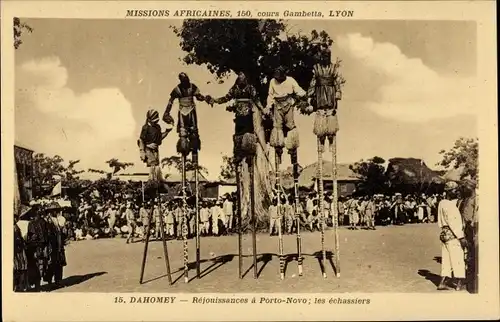 Ak Dahomey Benin, Missions Africaines, Course aux echasses a Porto Novo, Stelzen