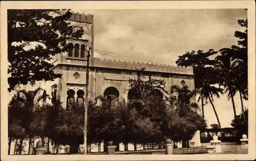 Ak Cotonou Benin, La Chambre de Commerce, Außenansicht, Bäume