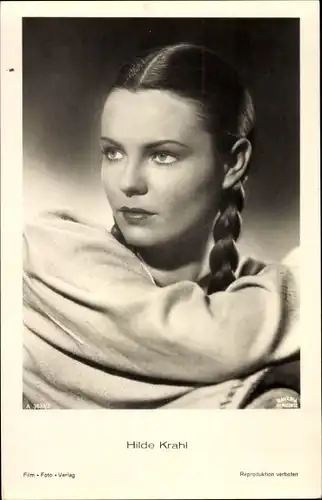 Ak Schauspielerin Hilde Krahl, Portrait, Zöpfe