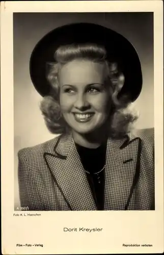 Ak Schauspielerin Dorit Kreysler, Portrait, Hut