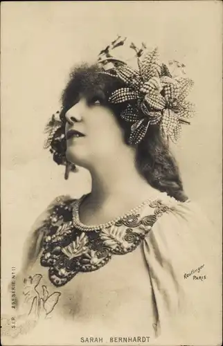 Ak Schauspielerin Sarah Bernhardt, Portrait