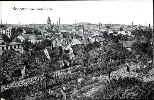 Ak Meerane in Sachsen, Blick über die Stadt von Süd-Osten, Feldarbeiter