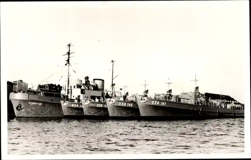 Foto Ak US Amerikanische Kriegsschiffe, R Boote, 1955, Foto Drüppel