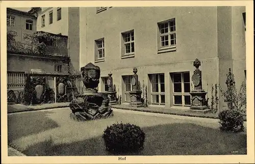 Ak Bautzen Lausitz, Stadtmuseum, Blick in den Hof