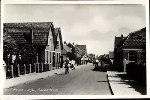 Ak Krabbendijke Zeeland, Dorpsstraat