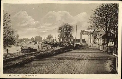 Ak Hardinxveld Südholland, Bij de Sluis