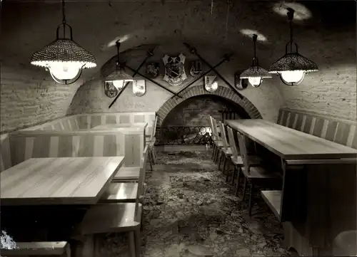 Ak Zoppoten Ebersdorf in Thüringen, Konsumgaststätte Zoppotatal, Kellerbar