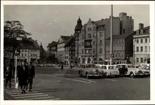 Foto Ak Lutherstadt Eisenach in Thüringen, Platz, Autos