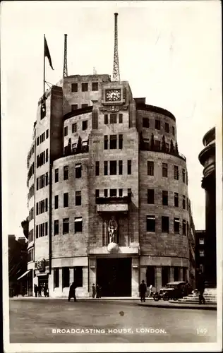 Ak London City, Broadcasting House, Straßenansicht, Rundfunkgebäude