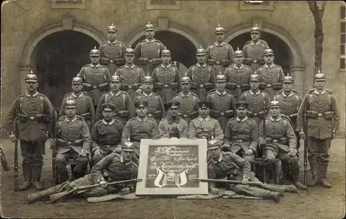 Foto Ak Deutsche Soldaten in Uniformen, 5. Kompagnie Ers. Batl. 4. Garde Rgt. 3. Korporalschaft