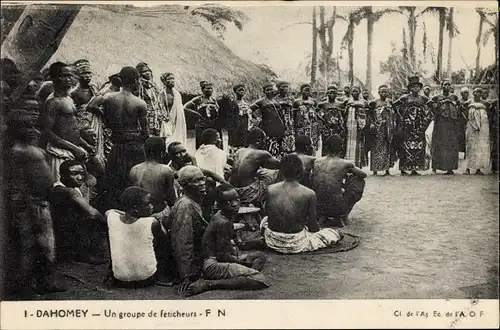 Ak Dahomey Benin, Groupe de Féticheurs