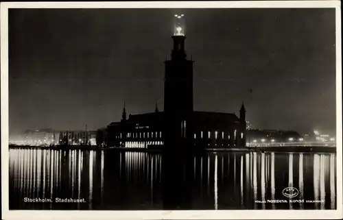 Ak Stockholm Schweden, Stadshuset bei Nacht