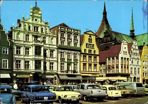 Ak Hansestadt Rostock, Ernst-Thälmann-Platz, Autos, Giebelhäuser