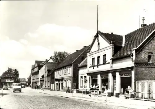 Ak Tangerhütte in der Altmark Sachsen Anhalt, Blick in die Thälmannstraße, Haushaltswaren