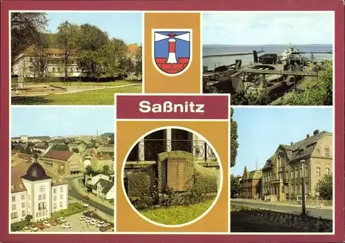 Ak Sassnitz auf Rügen, Krankenhaus, Wappen, Fährhafen, Schwedenfähre Götaland, Leningedenkstein