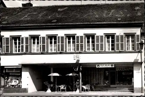 Foto Annweiler am Trifels Pfalz, Straßenpartie, Geschäfte, Cafe