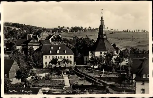 Ak Seiffen im Erzgebirge, Ortspartie, Kirche, Gasthof Erbgericht Buntes Haus