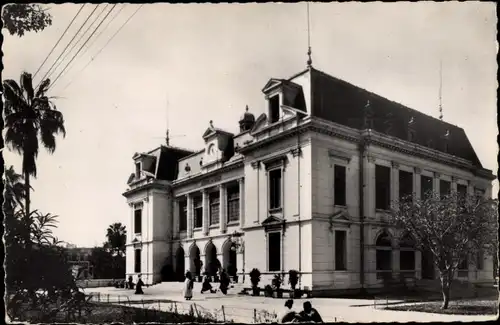Ak Dakar Senegal, Hotel de Ville