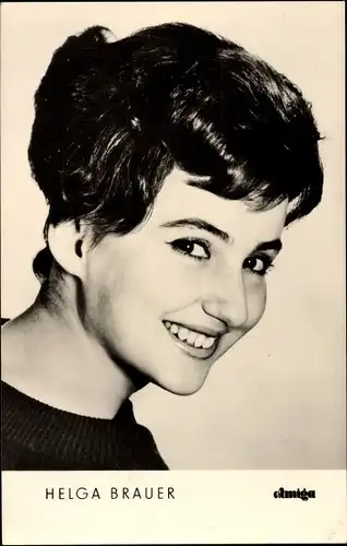 Ak Sängerin Helga Brauer, Portrait, Amiga Starfoto