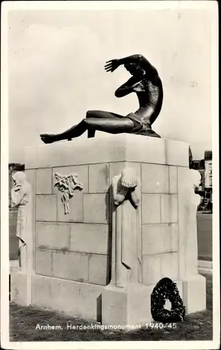 Ak Arnhem Gelderland Niederlande, Herdenkingsmonument 1940-45