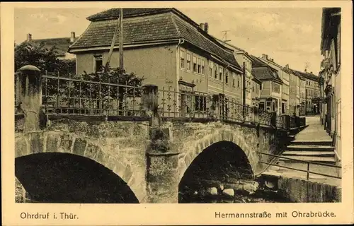 Ak Ohrdruf in Thüringen, Hermannstraße mit Ohrabrücke