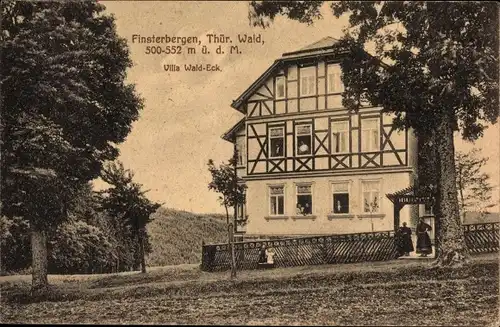 Ak Finsterbergen Friedrichroda im Thüringer Wald, Villa Wald-Eck, Gäste am Fenster