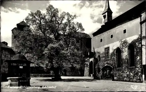 Ak Salzburg in Österreich, Festung Hohensalzburg, Schlosshof