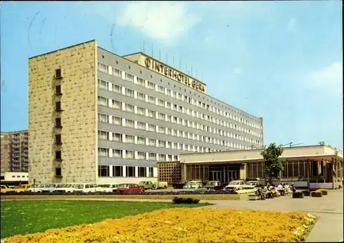 Ak Gera in Thüringen, Interhotel Gera, Parkplatz, Blumenbeete