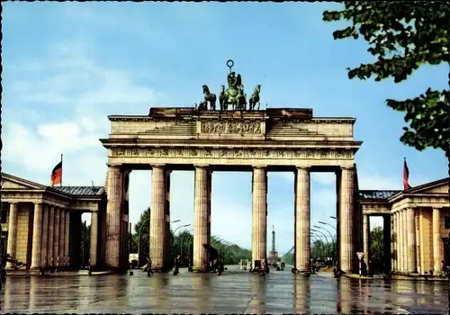 Ak Berlin Mitte, Blick durch das Brandenburger Tor