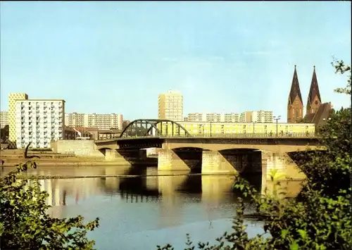 Ak Frankfurt an der Oder, Blick von der VR Polen, Brücke der Freundschaft