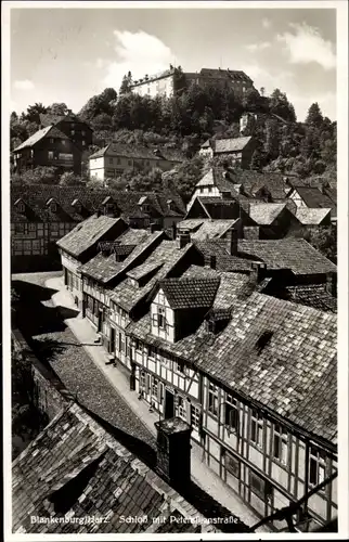 Ak Blankenburg am Harz, Schloss mit Petersilienstraße, Fachwerk