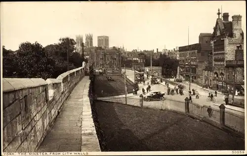 Ak York Yorkshire England, The Minster, From City Walls
