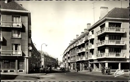 Ak Calais Pas de Calais, Rue Royale