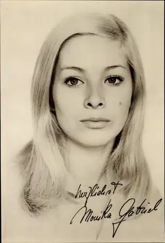 Ak Schauspielerin Monika Gabriel, Ein Lord am Alexanderplatz, Die Toten bleiben jung, DEFA