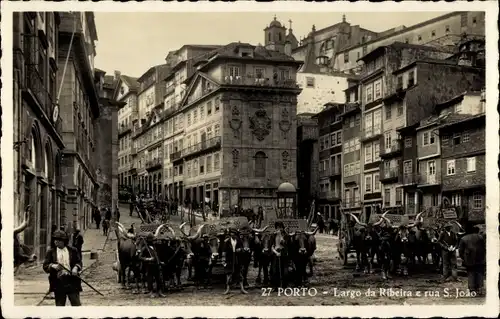Ak Porto Portugal, Largo da Ribeira e rua S. Joâo