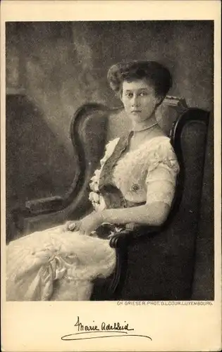 Ak Großherzogin Maria-Adelheid, Portrait