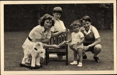 Ak Adel Belgien, Prinzessin Josephine Charlotte, Prinz Alexander Emmanuel, Albert, Spielzeug