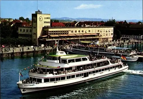 Ak Friedrichshafen am Bodensee, Hafenbahnhof mit MS Stuttgart der DB