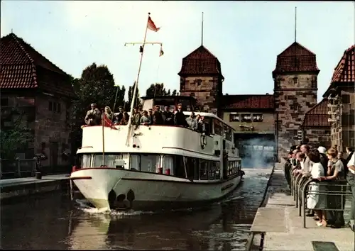 Ak Minden in Westfalen, MS Helena in der Schachtschleuse zw. Mittellandkanal und Weser