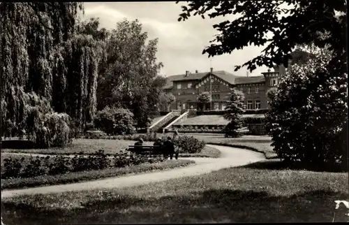 Ak Eilenburg an der Mulde, Bahnhof, Park