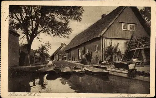 Ak Lübbenau im Spreewald, am Bootstand