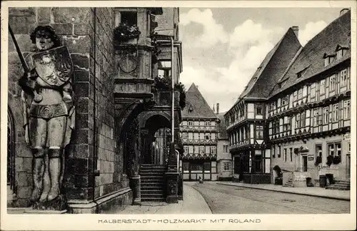 Ak Halberstadt am Harz, Holzmarkt mit Roland, Fachwerkhäuser