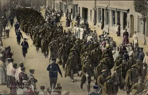 Ak Königsbrück in der Oberlausitz, Ankunft gefangener Russen