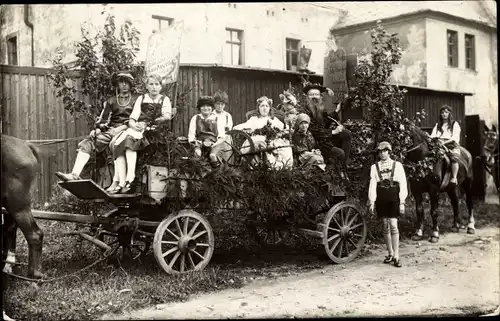 Foto Ak Nürnberg, Festzug 1927, Festwagen Hans Sachs, Schuhmacher