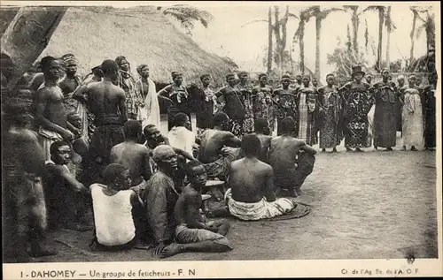 Ak Dahomey Benin, Groupe de Féticheurs
