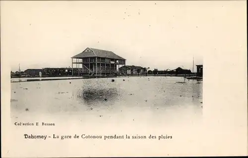 Ak Cotonou Dahomey Benin, La gare pendant la saison des pluies