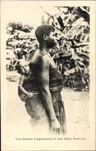 Ak Dahomey Benin, Une femme d'Agouazou et son bebe