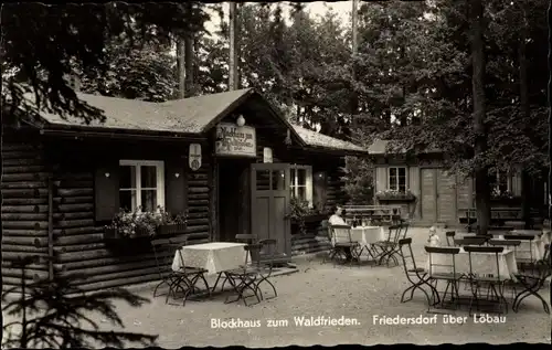 Ak Friedersdorf Neusalza Spremberg in Sachsen, Blockhaus zum Waldfrieden, Terrasse