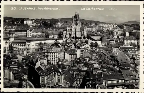 Ak Lausanne Kanton Waadt, Vue Generale, La Cathedrale
